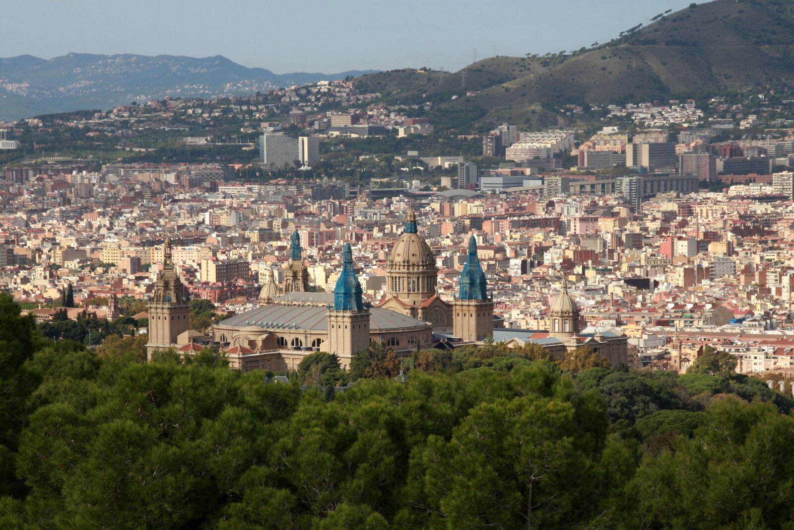 Canon EOS 700D (EOS Rebel T5i / EOS Kiss X7i) sample photo. Barcelona, city, spain photography