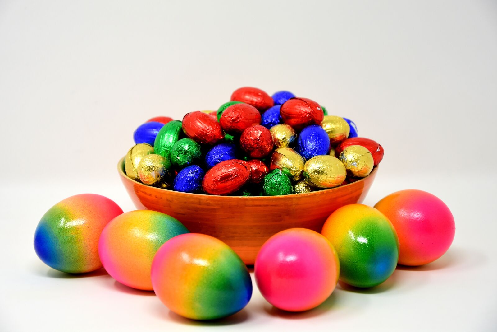 Nikon D7200 sample photo. Easter, easter eggs, colored photography