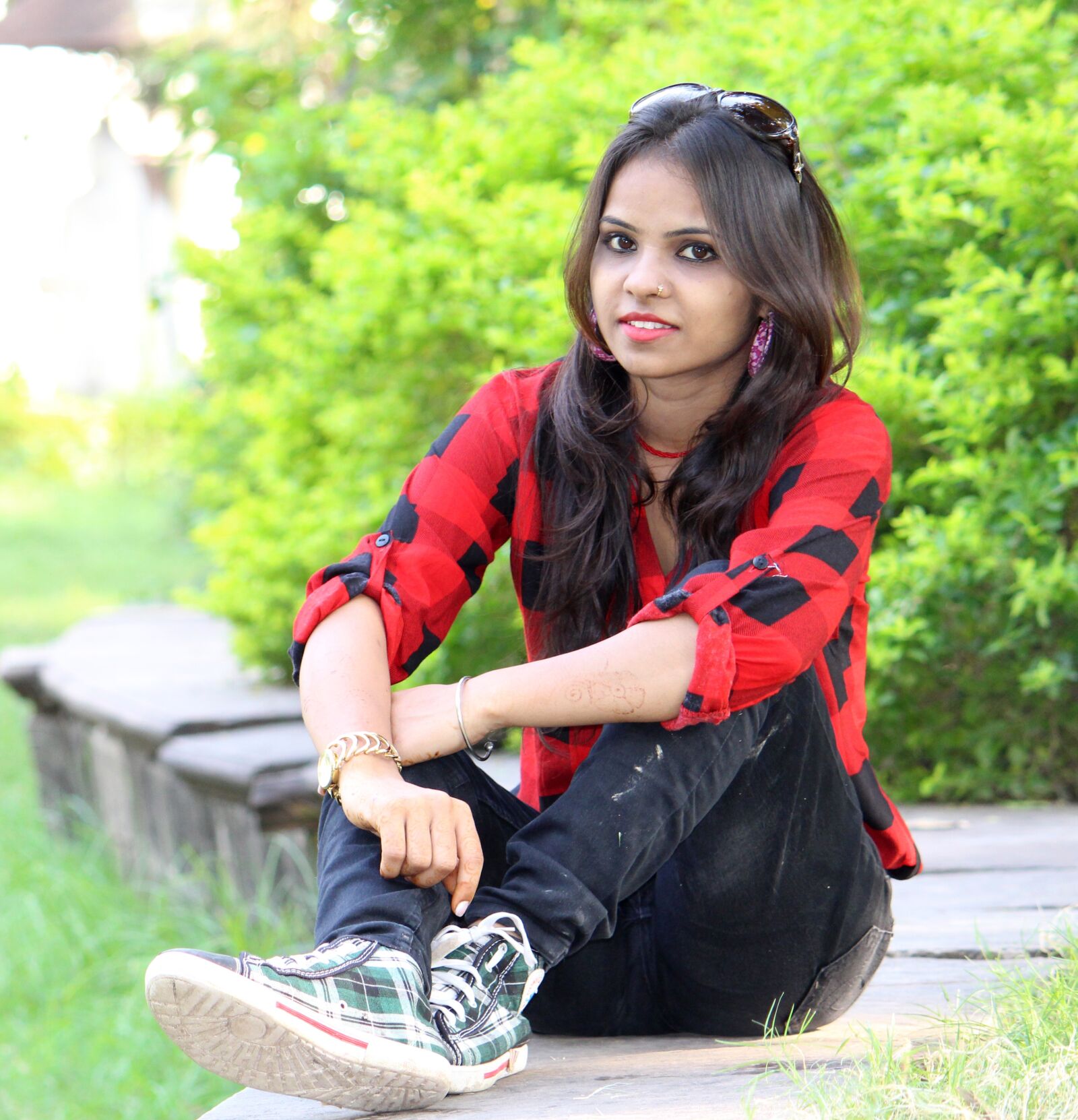Canon EOS 700D (EOS Rebel T5i / EOS Kiss X7i) sample photo. Women girl, beauty, dress photography