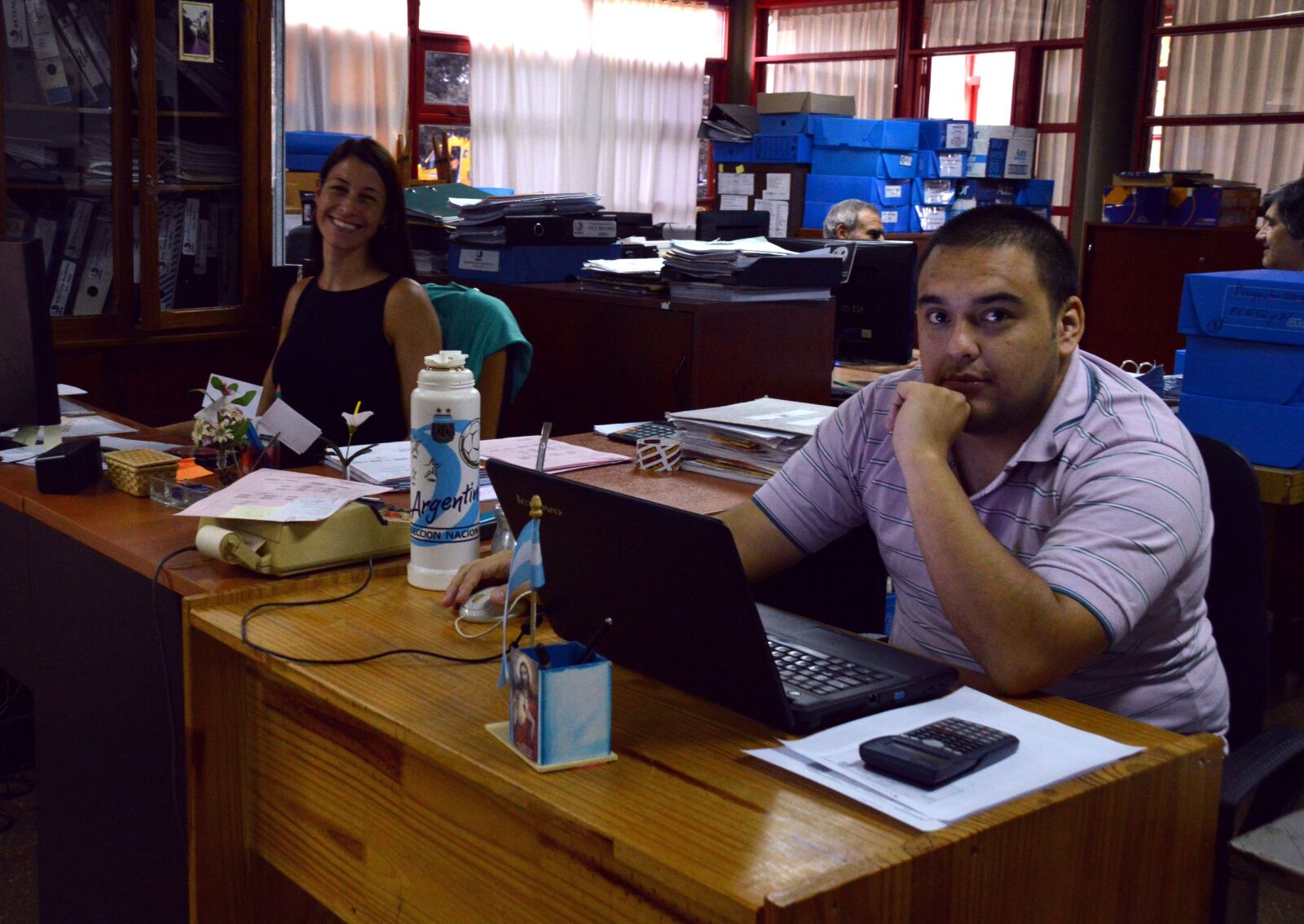 Nikon D3200 sample photo. Monito, colegas, compañeros photography