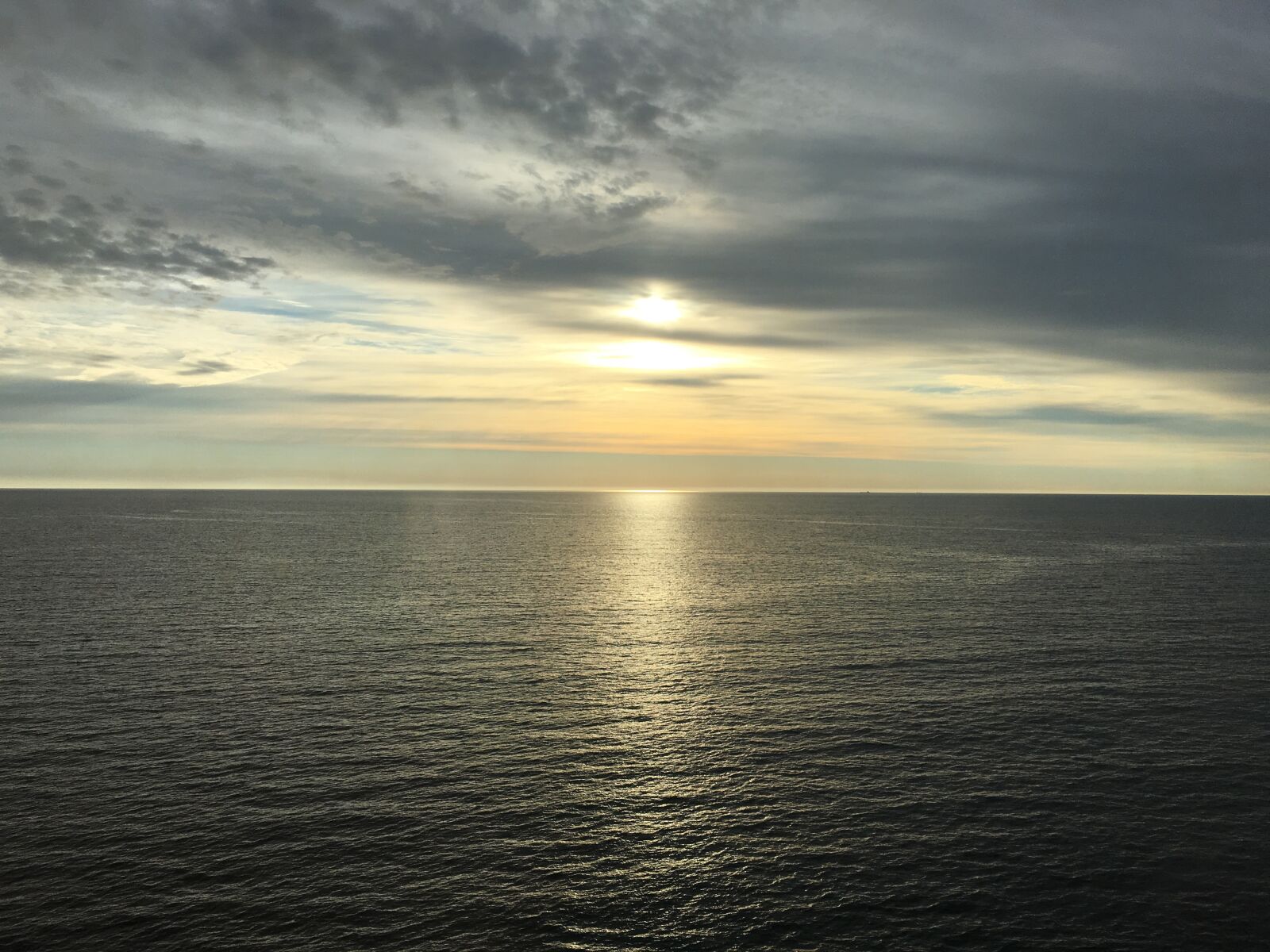 Apple iPhone 6s sample photo. Nature, evening, sea photography