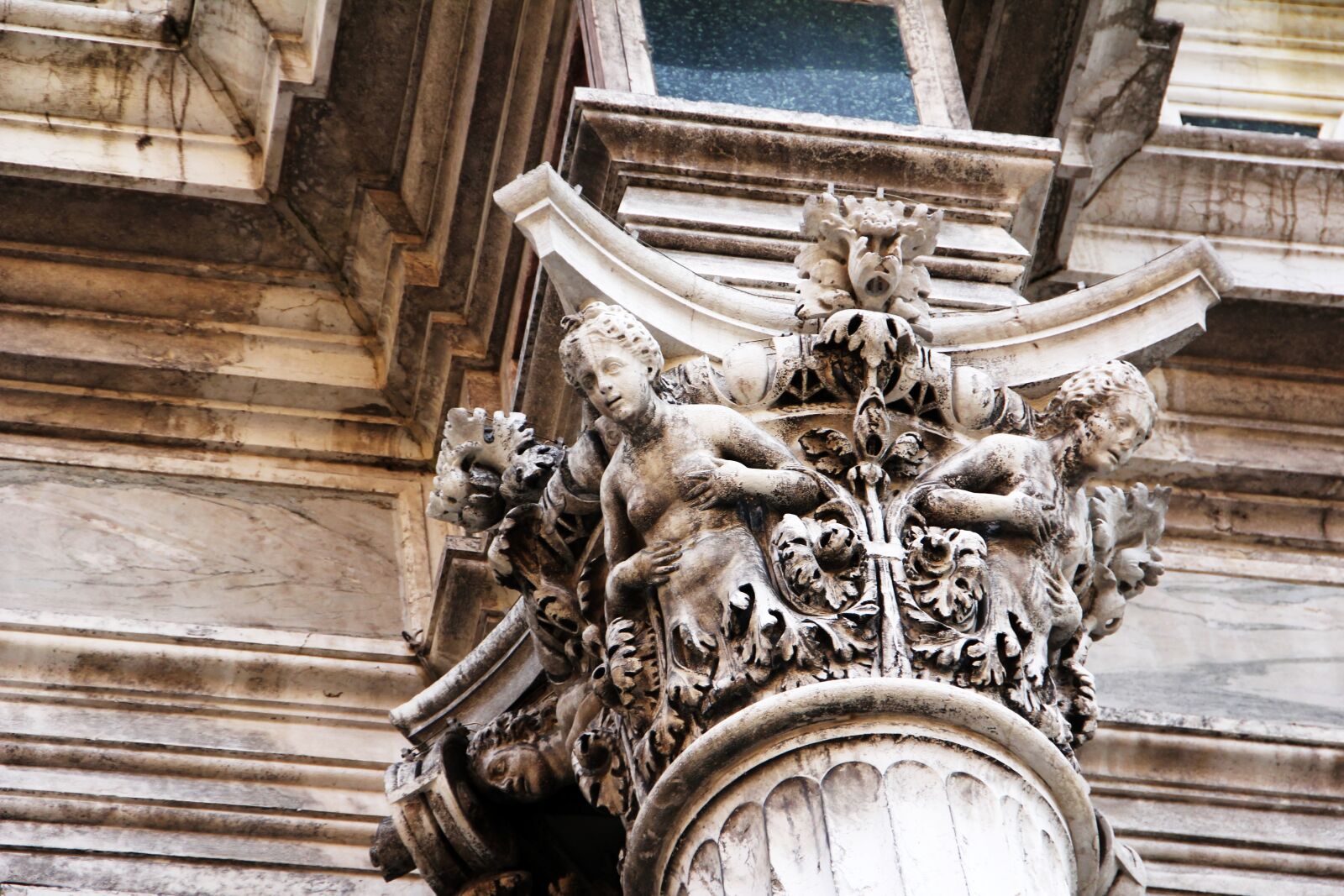 Canon EOS 60D sample photo. Stucco element, building, ornament photography