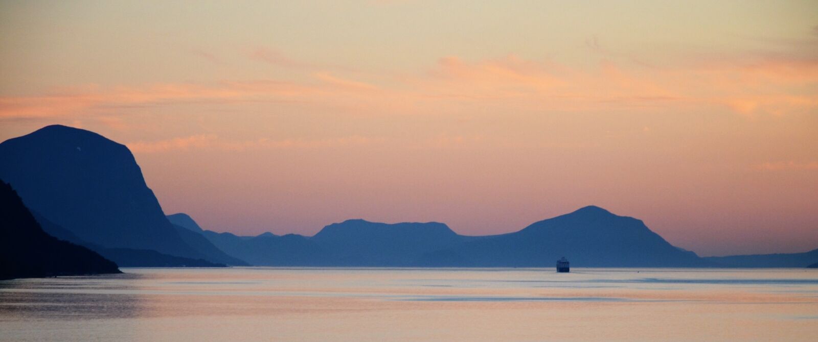 Nikon D5100 sample photo. Norway, fjord, boats photography