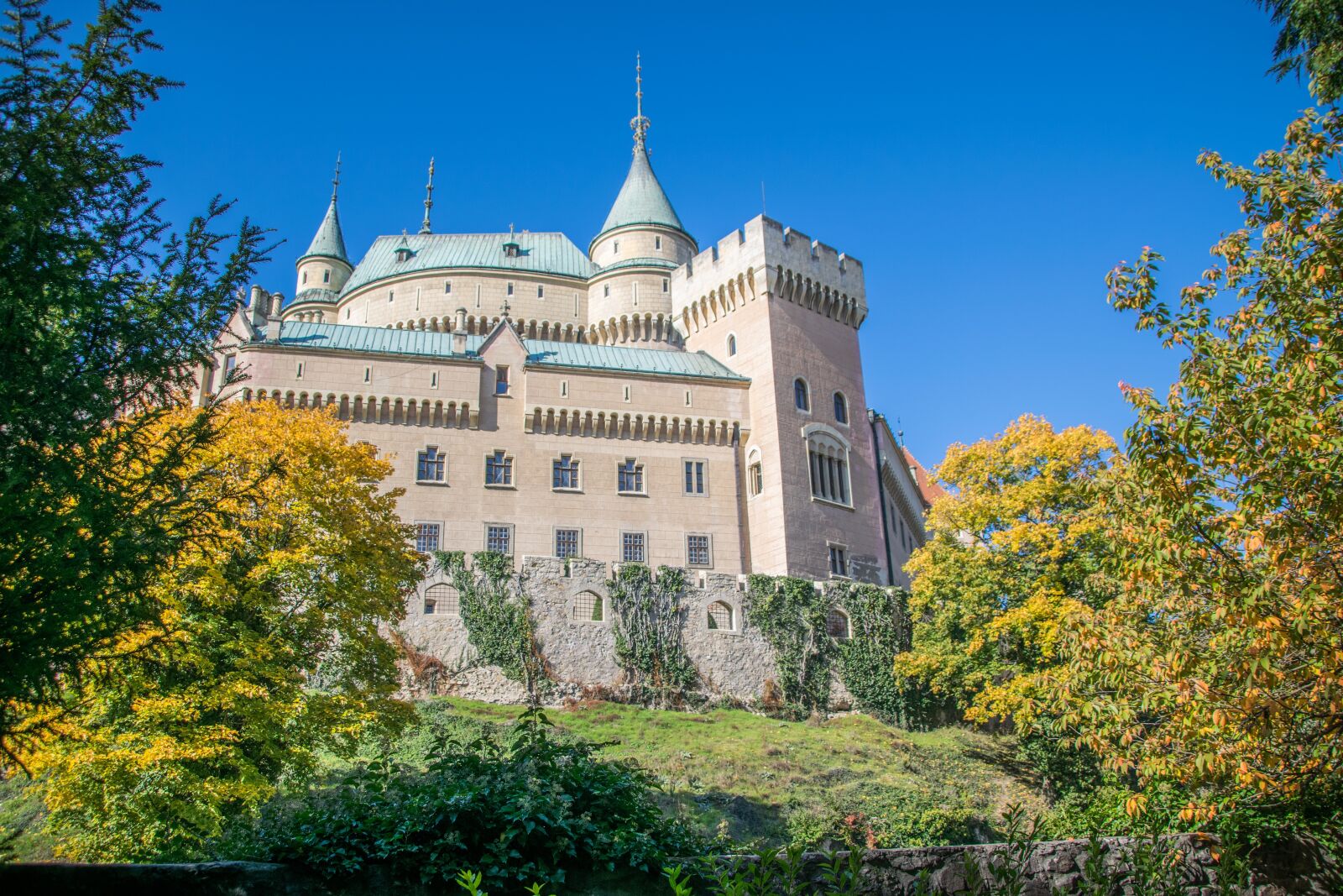 Nikon D5300 sample photo. Castle, autumn, architecture photography
