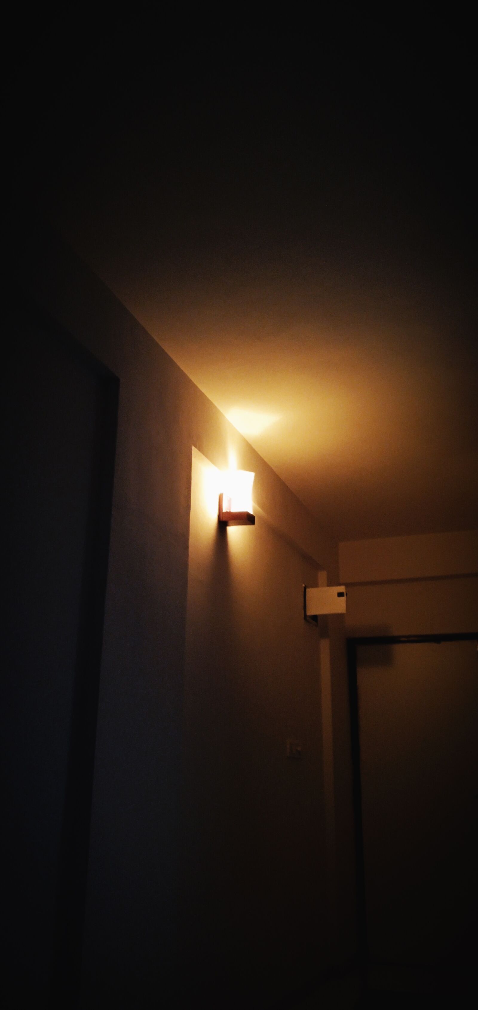 vivo 1806 sample photo. Night lamp, lamp, lantern photography