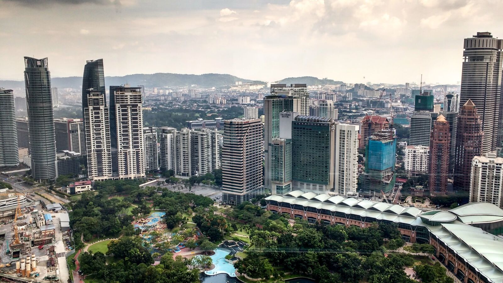 Motorola MotoG3 sample photo. Kong kuala, skyline, hochaeuser photography