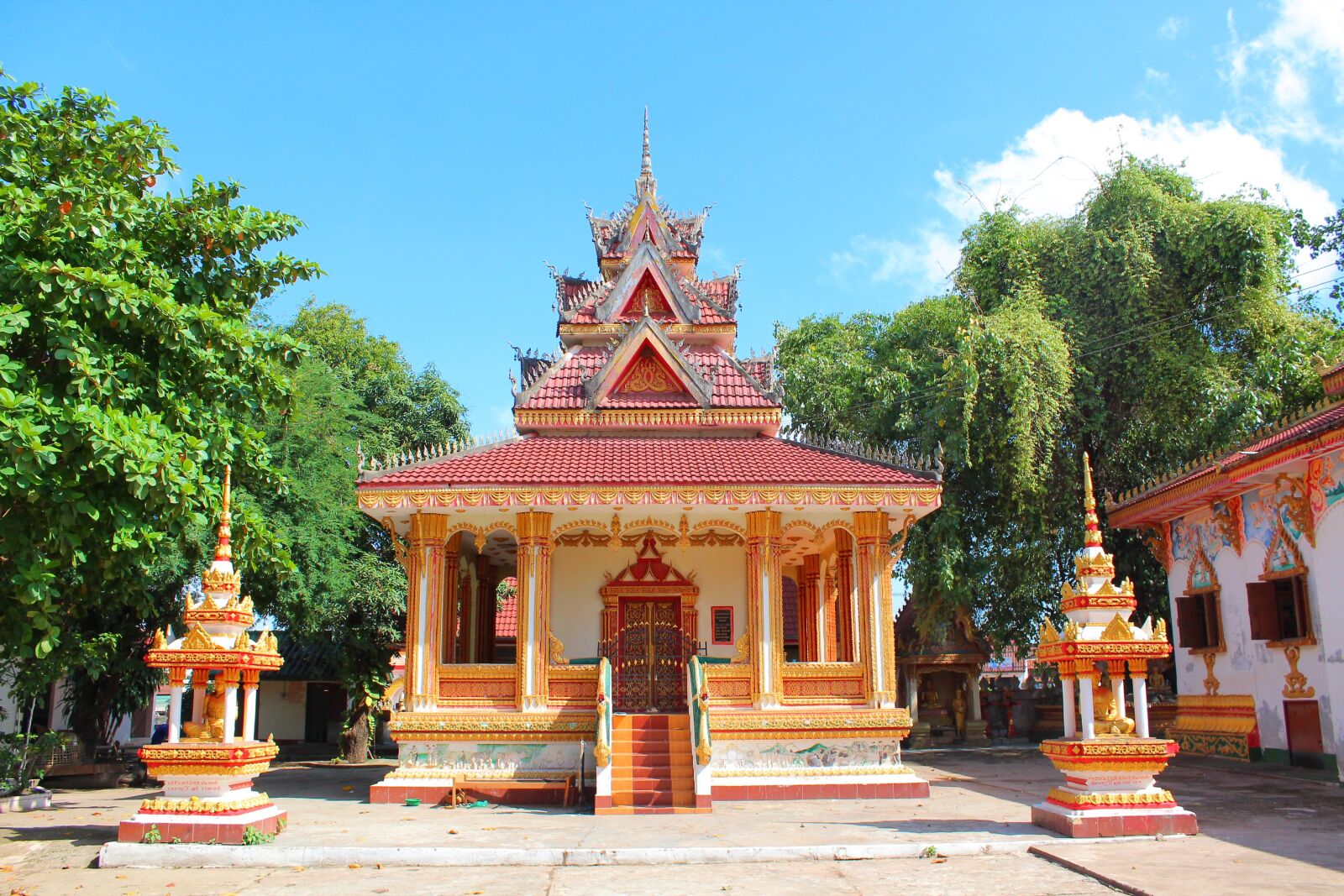 Canon EOS 600D (Rebel EOS T3i / EOS Kiss X5) sample photo. Temple, buddhism, landmark photography