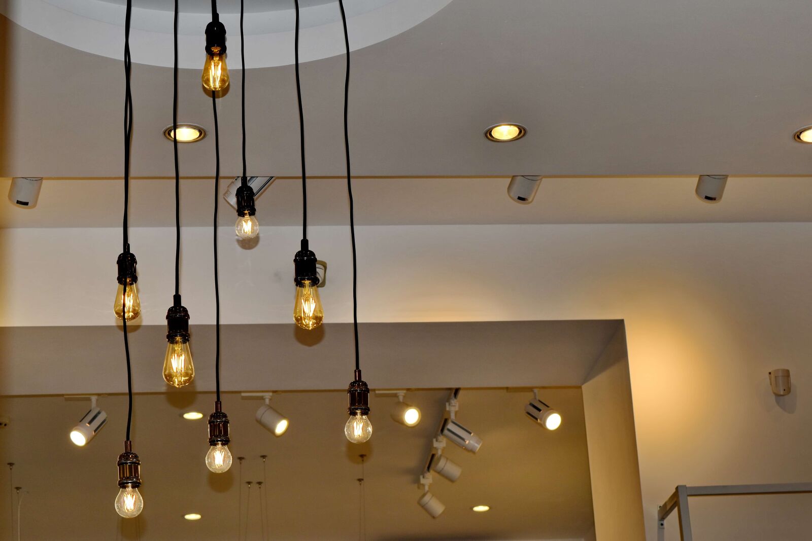 Nikon D5500 sample photo. Electricity, light bulb, chandelier photography