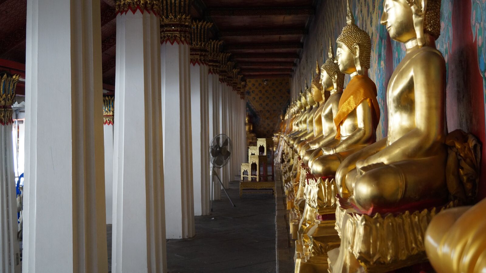Sony DT 18-55mm F3.5-5.6 SAM II sample photo. Buddha, buddhist, re photography