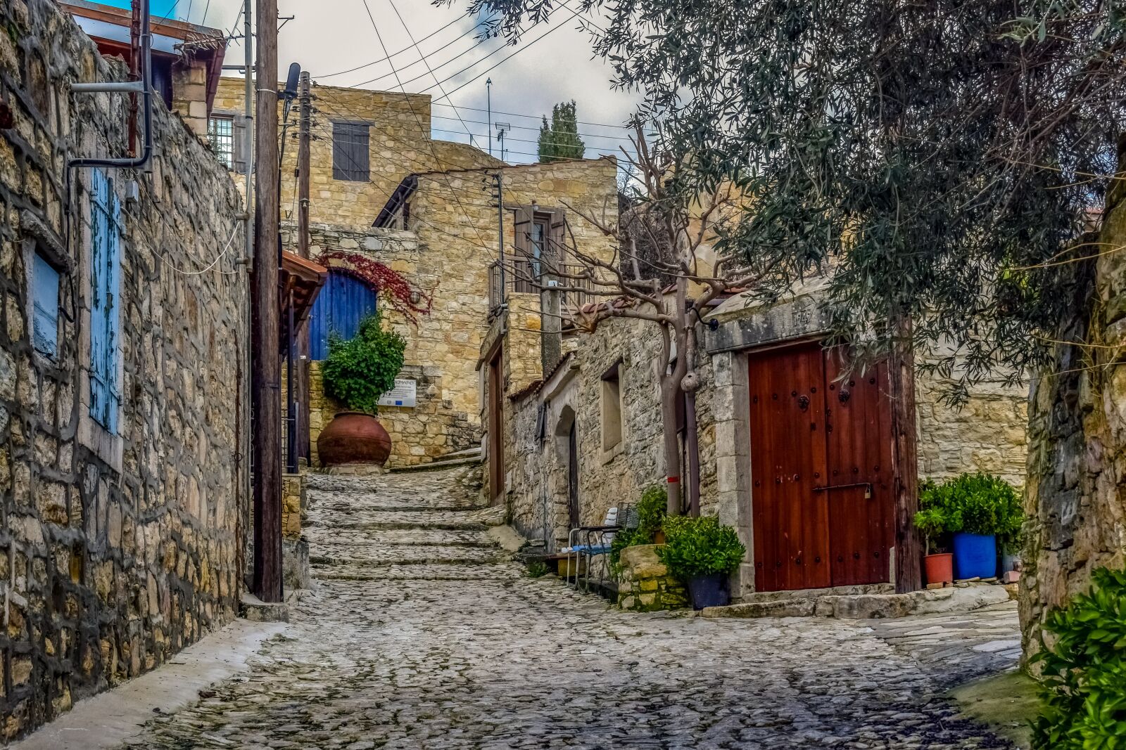 Nikon D3300 sample photo. Street, houses, stone photography
