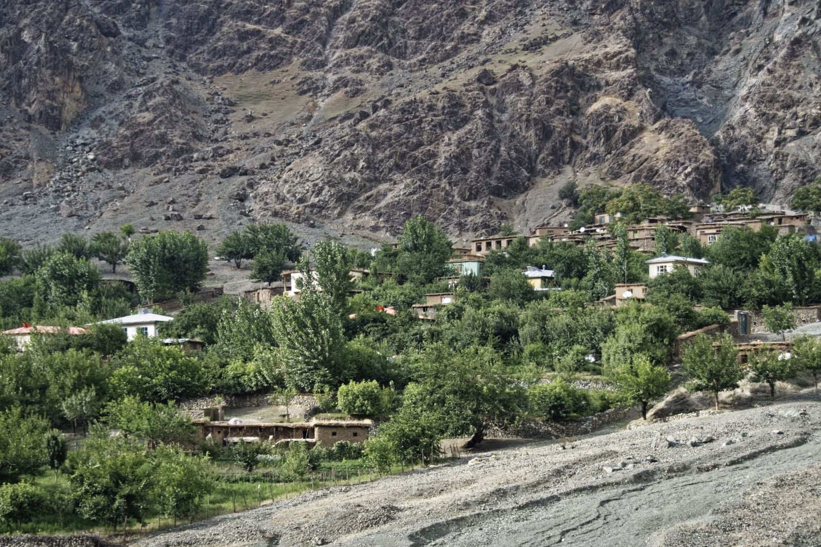 Nikon D500 sample photo. Tajikistan, bergdorf, village photography
