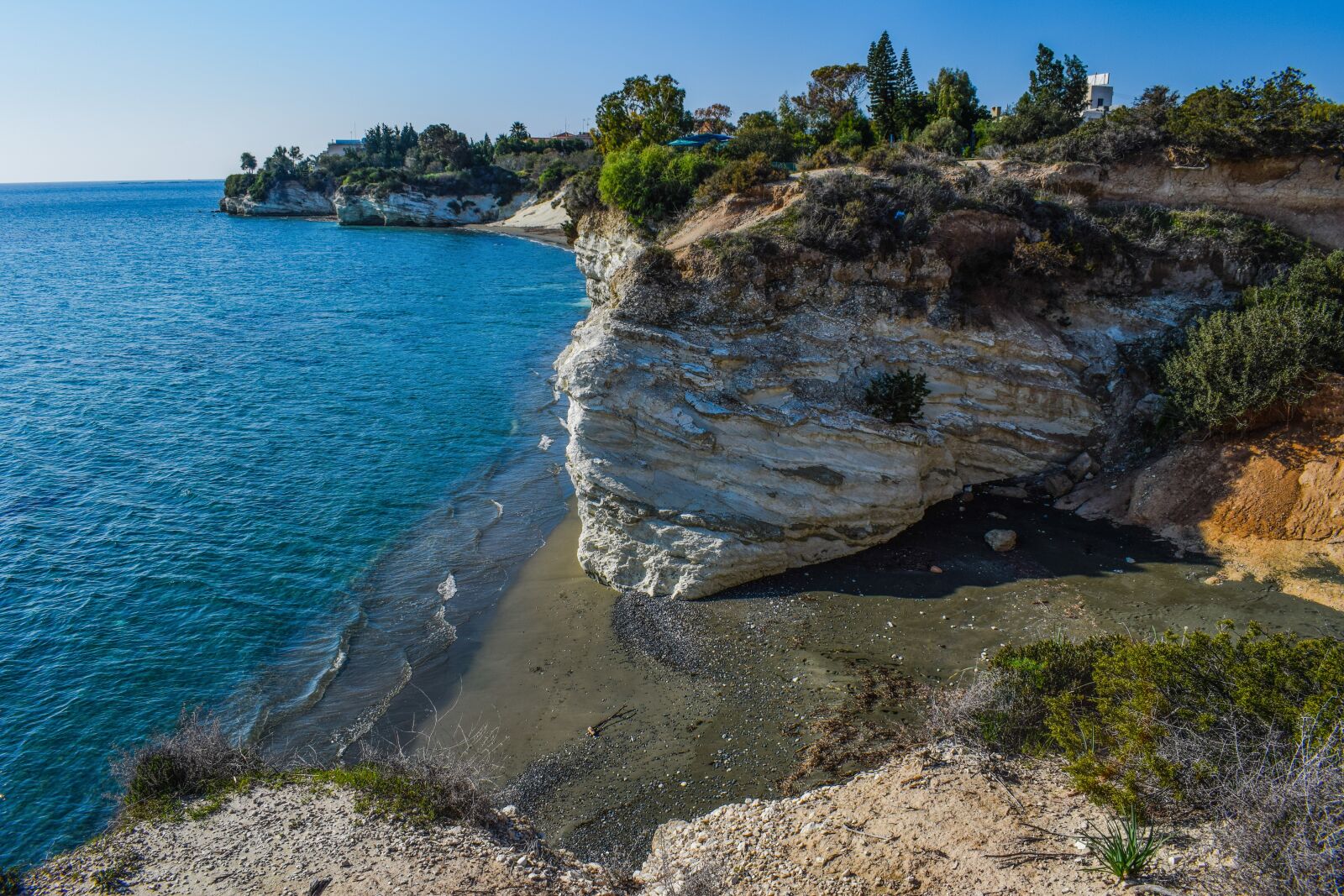 Nikon D3300 sample photo. Cove, beach, rock photography