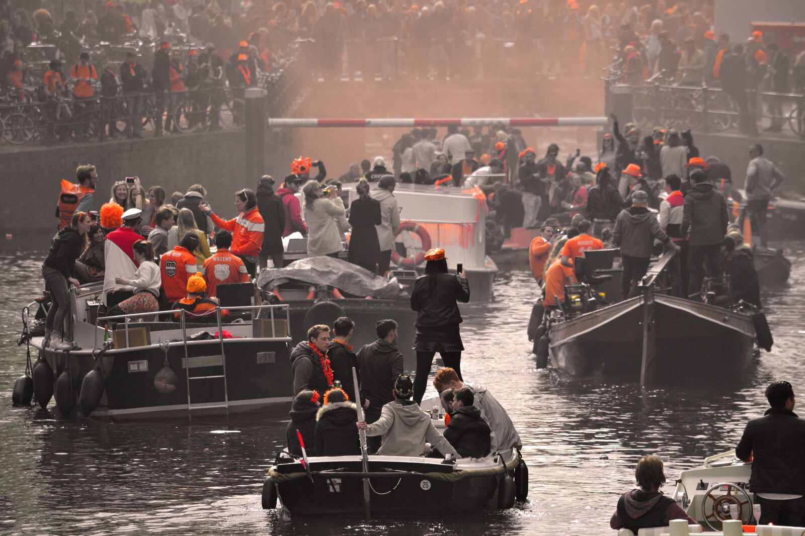 Nikon D3100 sample photo. Amsterdam, kingsday, orange photography