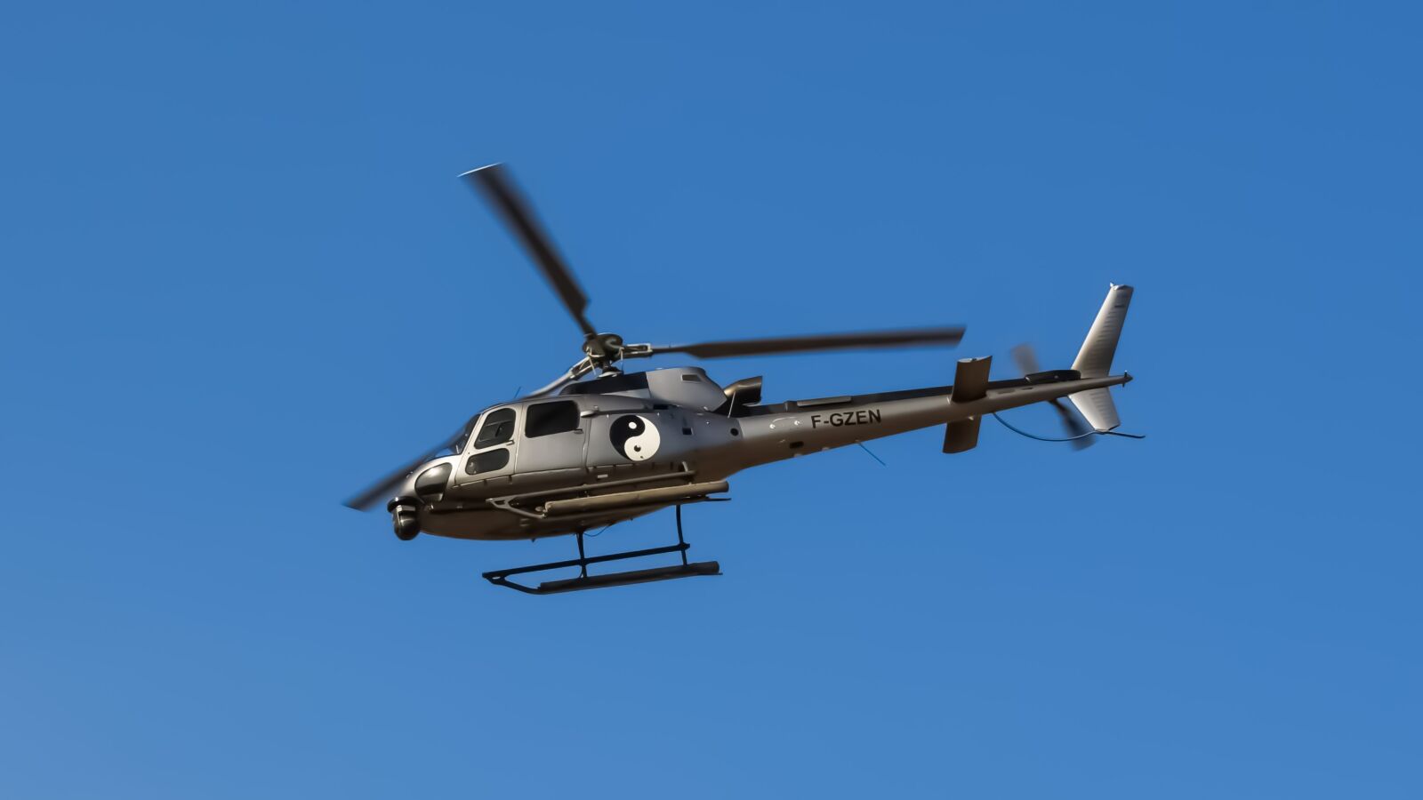 Nikon D3300 sample photo. Helicopter, flight, fly photography