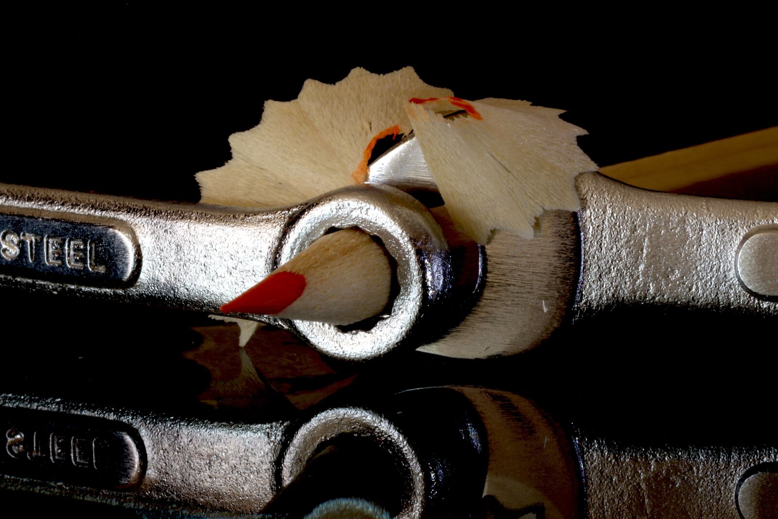 Canon EF 100mm F2.8L Macro IS USM sample photo. Pencil, tool, pen photography