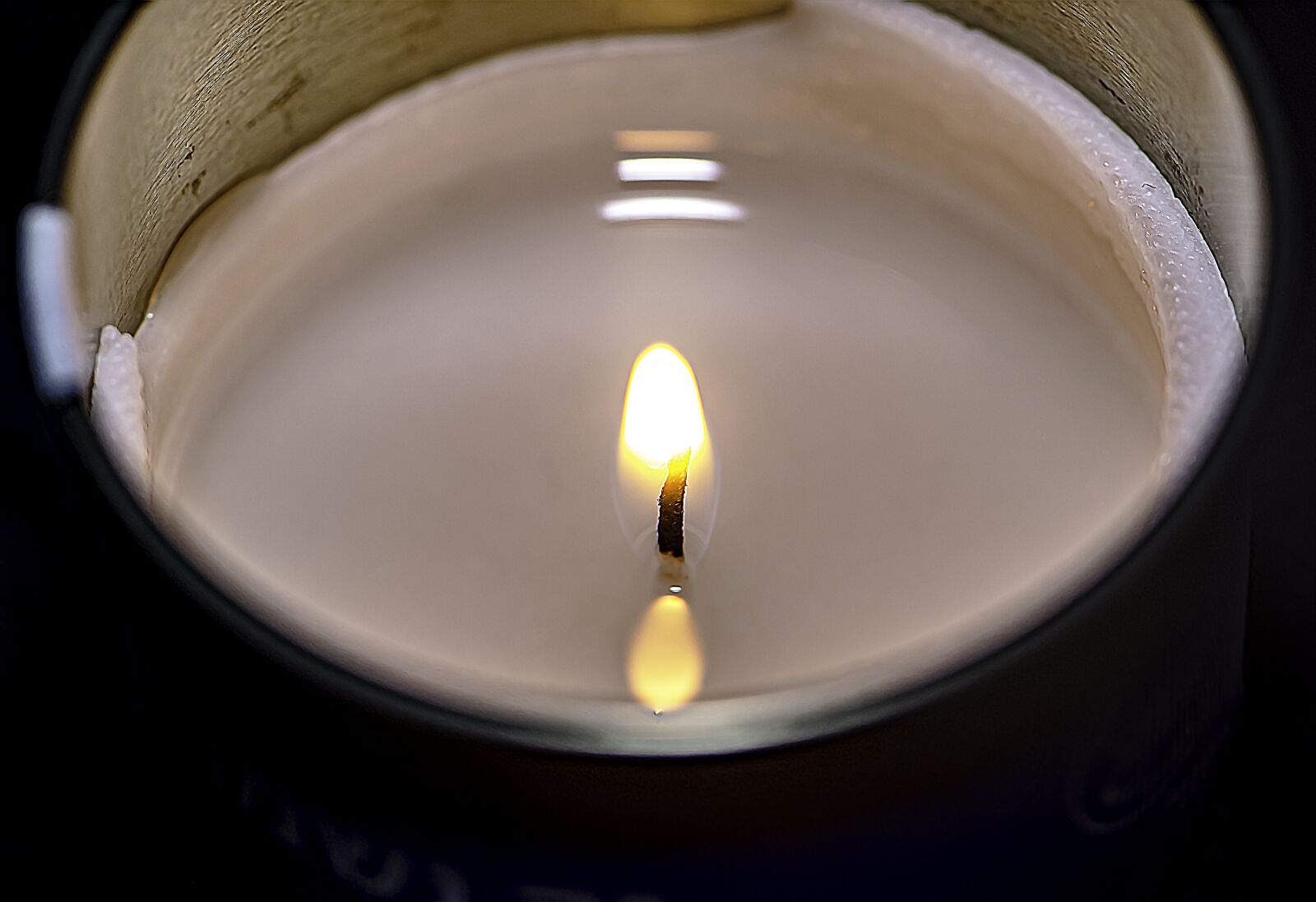 Nikon D5600 sample photo. Candle, flame, memory candle photography