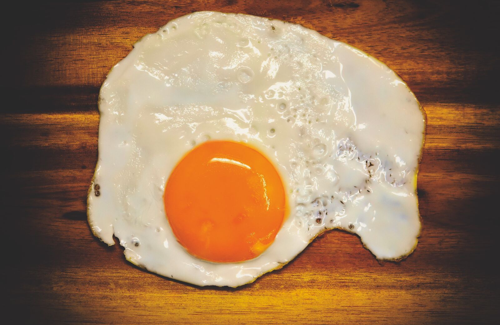 Nikon D7200 sample photo. Fried, egg yolk, protein photography