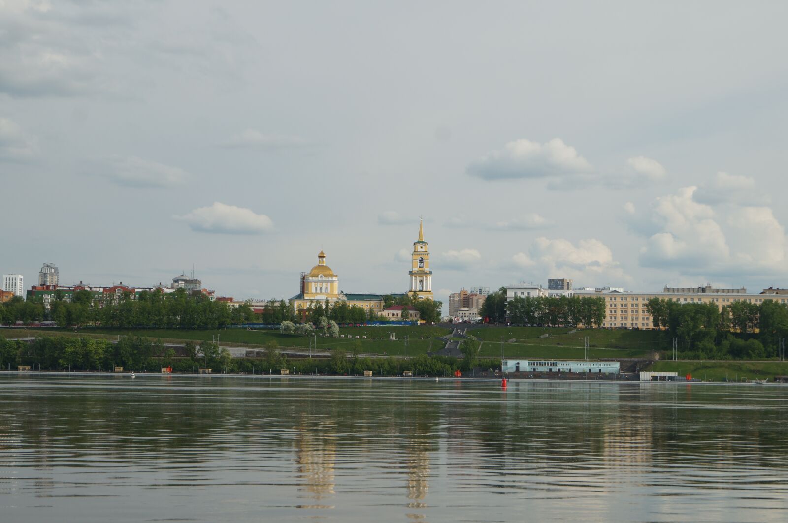 Sony SLT-A57 sample photo. City, river, kama photography