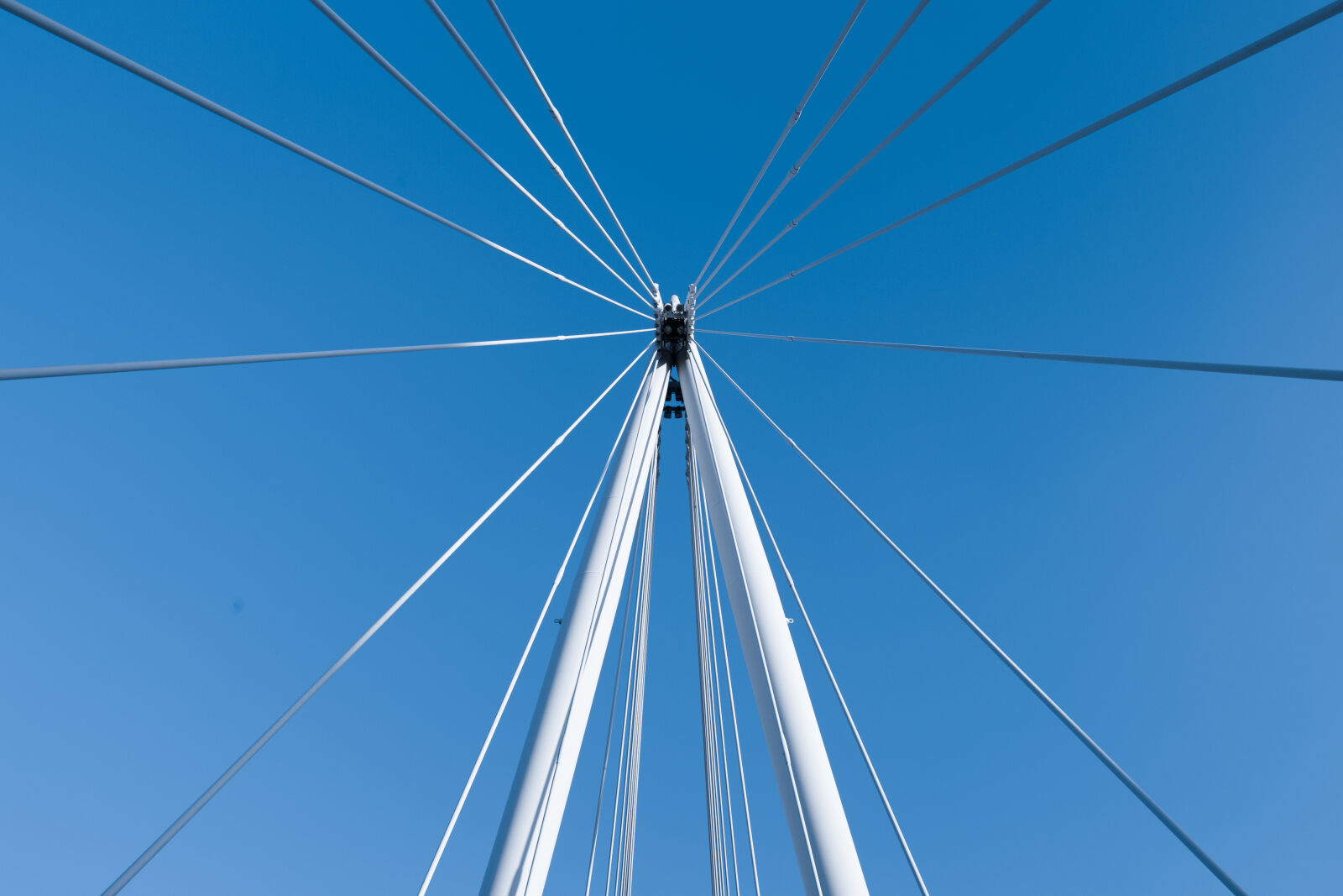 Sigma 35mm F1.4 DG HSM Art sample photo. Blue, sky, bridge, city photography