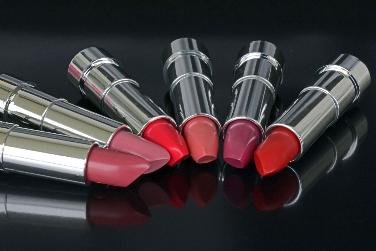 Nikon D7100 sample photo. Lipstick, cosmetics, lips photography