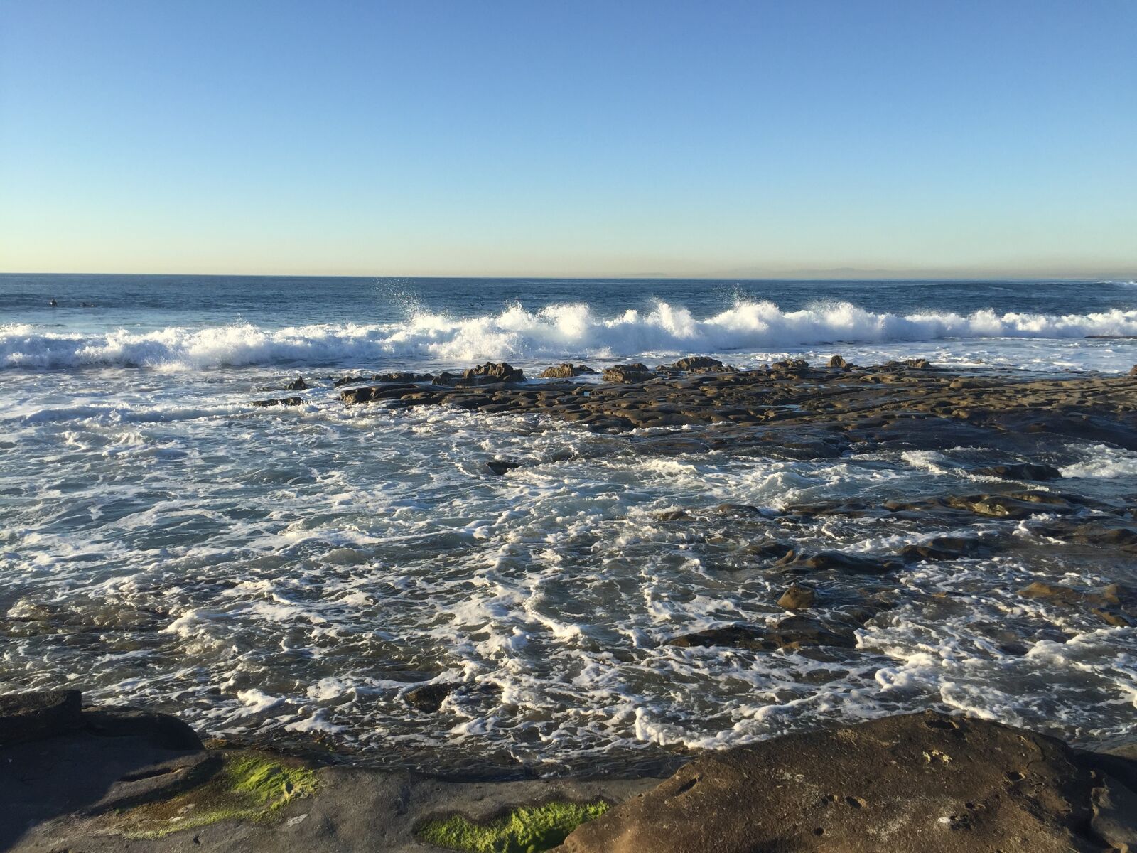 Apple iPhone 6 sample photo. Coast, beach, waves photography
