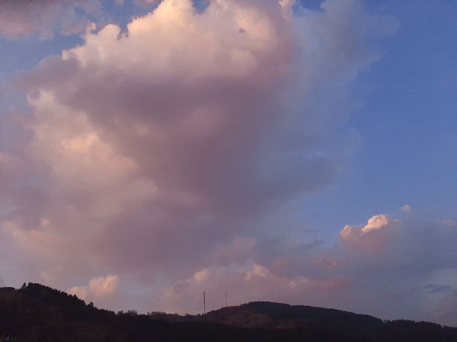 Samsung SM-A307FN sample photo. Sky, clouds, cover photography