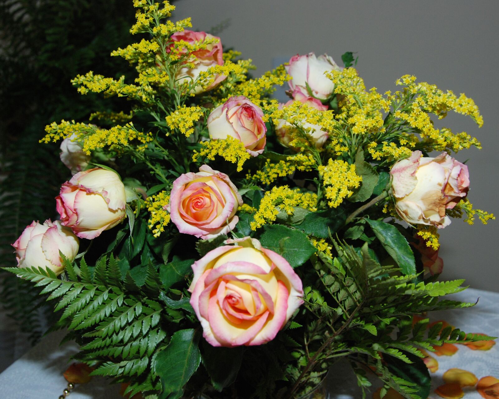 Nikon D80 sample photo. Arrangement, flowers, marriage photography