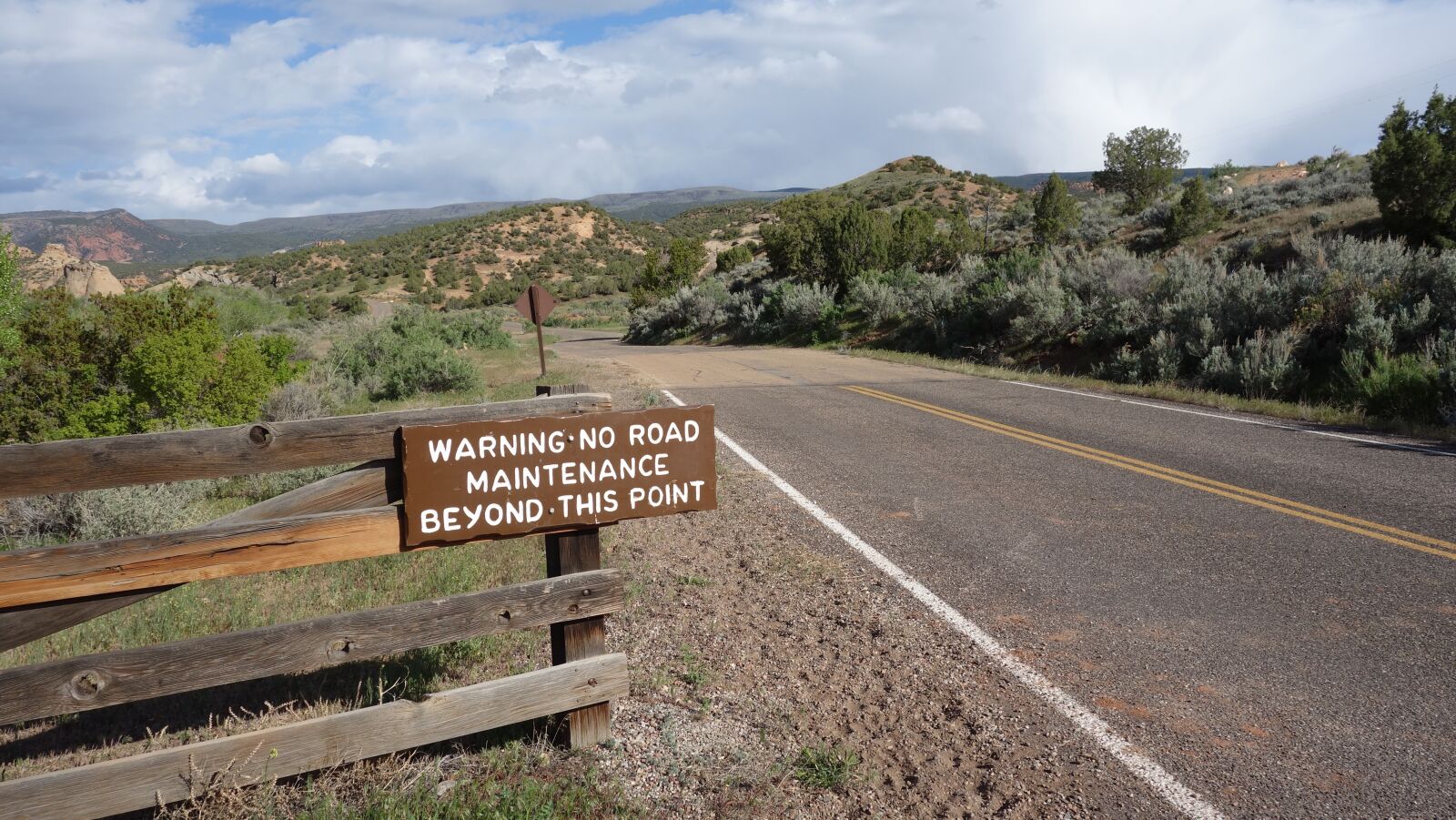 Sony Cyber-shot DSC-RX100 sample photo. End road, board, usa photography