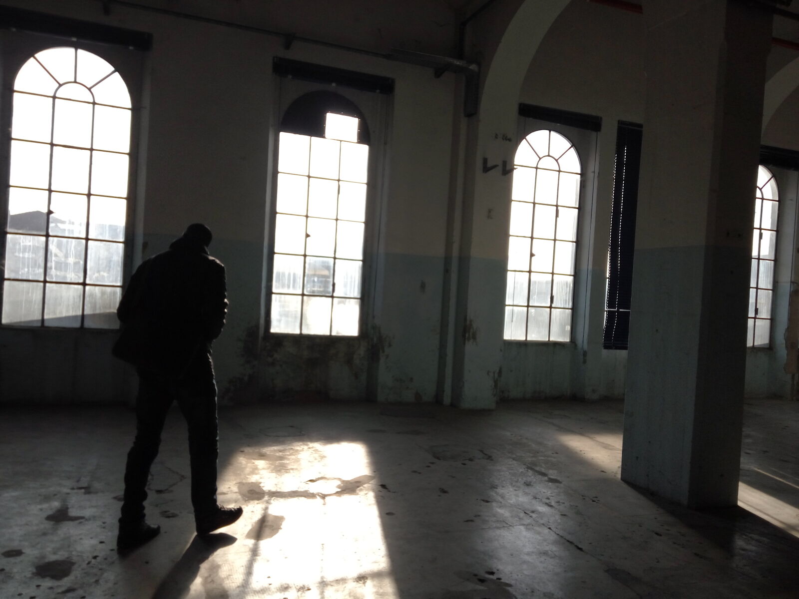 Xiaomi HM Note 2 sample photo. Cold, dark, factory, olddays photography