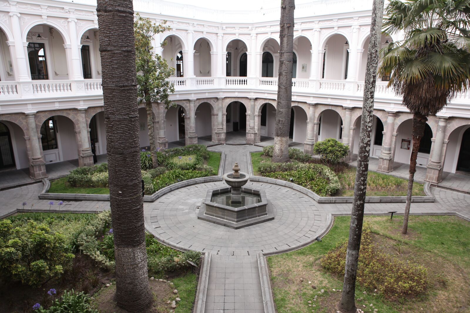 Canon EOS 5D Mark II sample photo. Architecture, historical, history photography