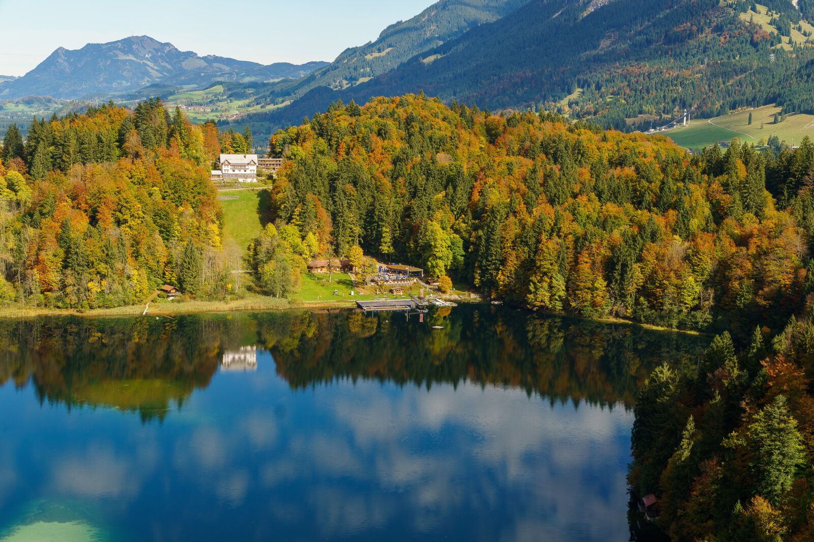 Sony a6000 + Sony E PZ 18-105mm F4 G OSS sample photo. Oberstdorf, heini klopfer ski photography