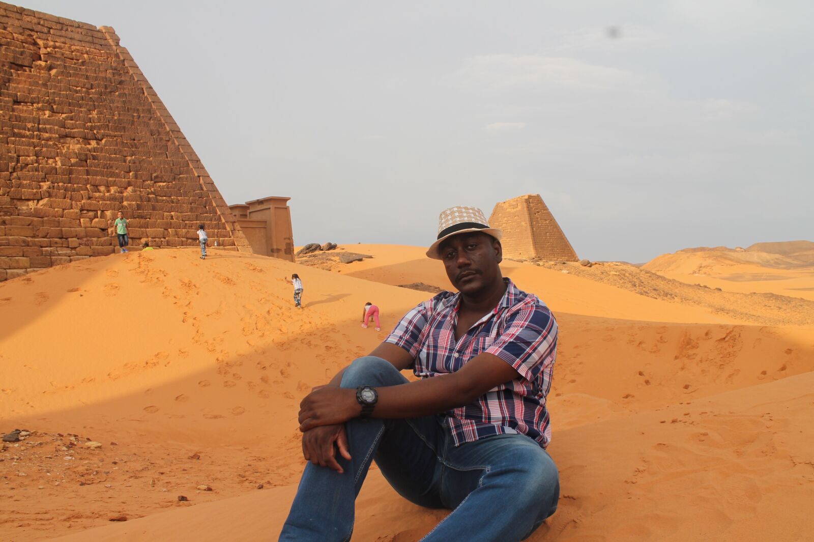 Canon EOS 1100D (EOS Rebel T3 / EOS Kiss X50) sample photo. North, sudan, pyramids photography