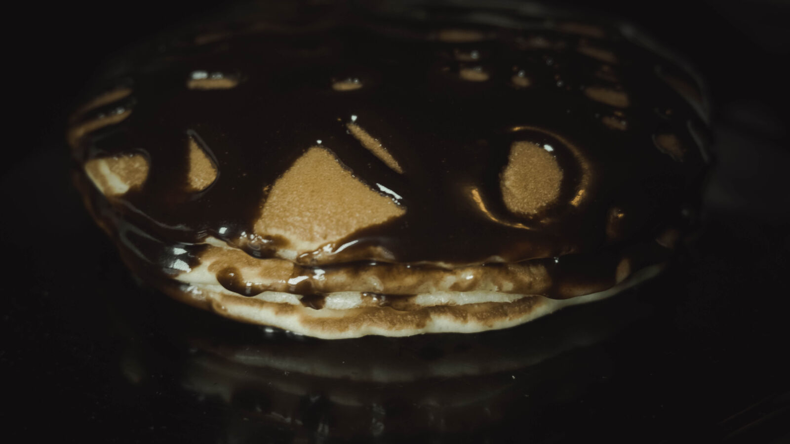 Sony Alpha NEX-3N sample photo. Chocolate, pancakes photography
