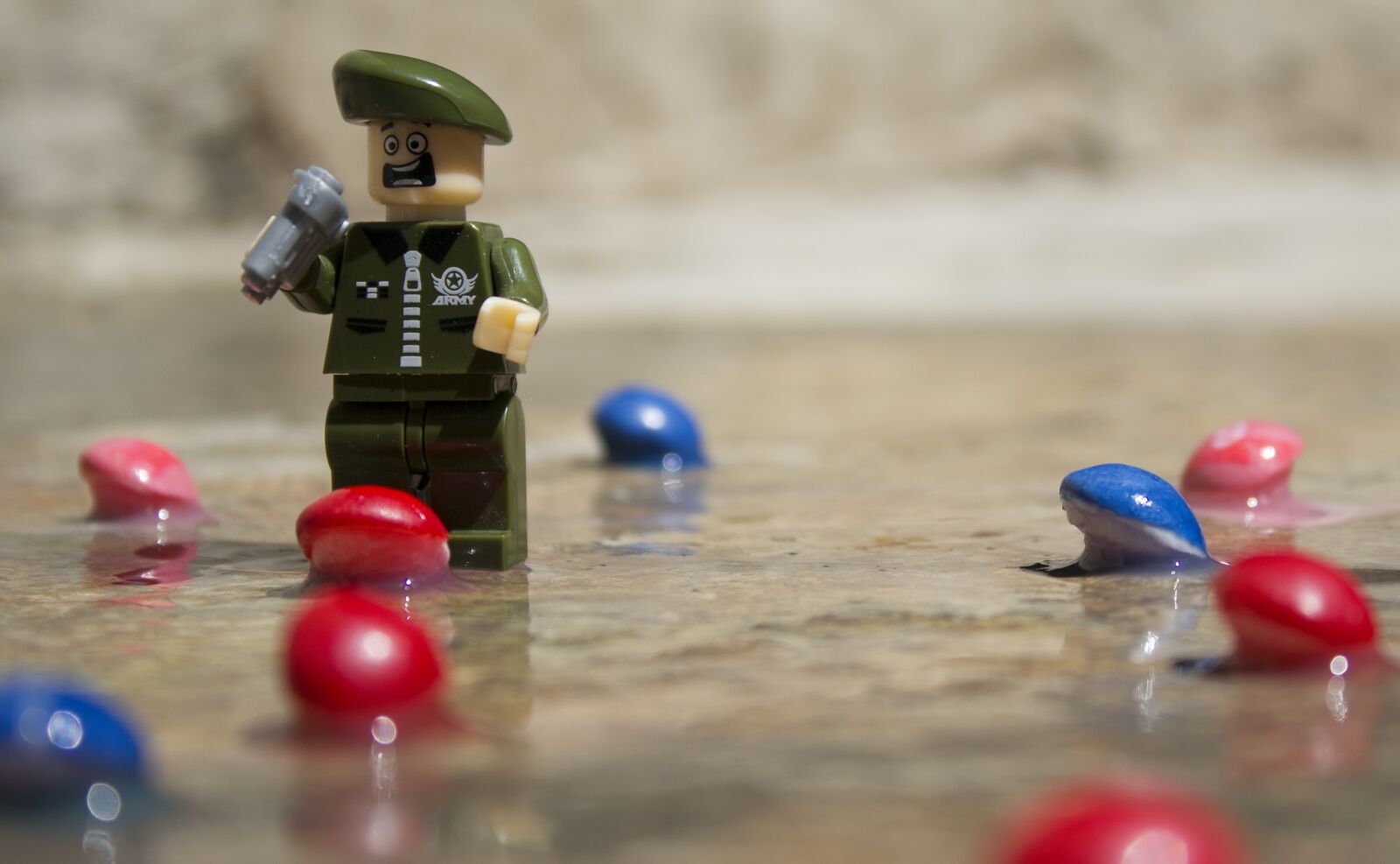Canon EOS 600D (Rebel EOS T3i / EOS Kiss X5) sample photo. Lego, candy, art photography