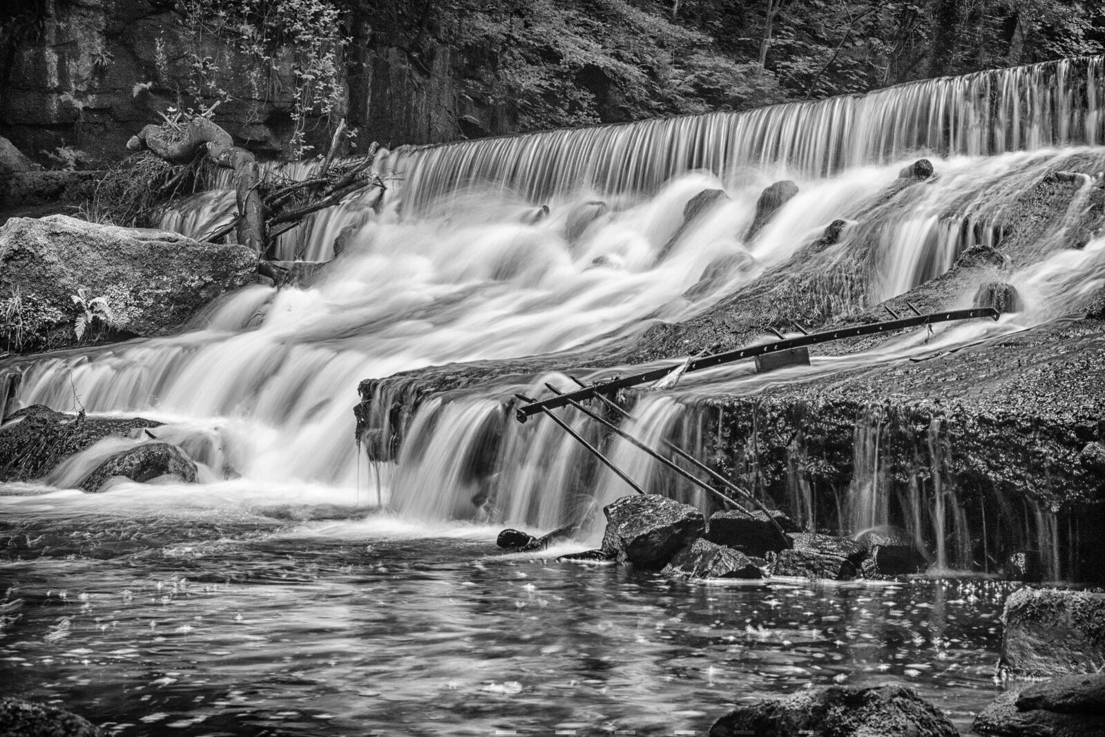 Canon EOS 500D (EOS Rebel T1i / EOS Kiss X3) sample photo. Waterfall, river, landscape photography