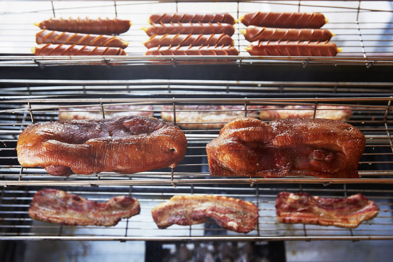 Canon EF 24-70mm F2.8L II USM sample photo. Sausage, barbecues, duck smoked photography