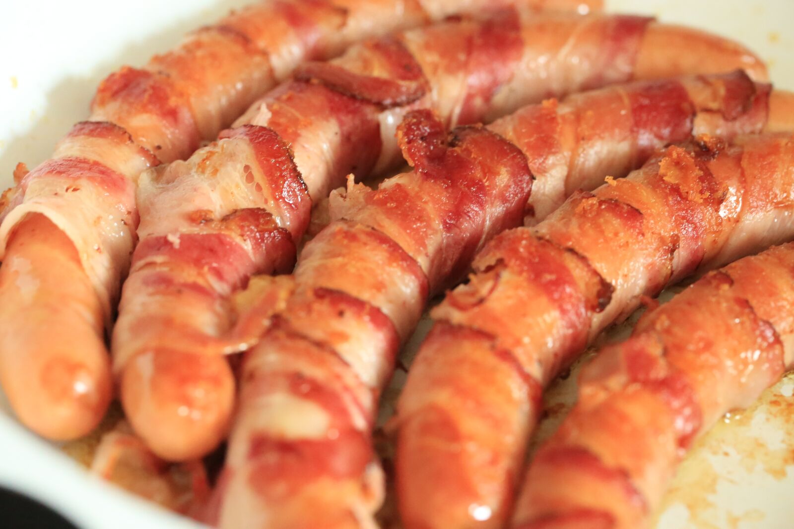 Canon EF 100mm F2.8L Macro IS USM sample photo. Berner, sausage, sausages photography