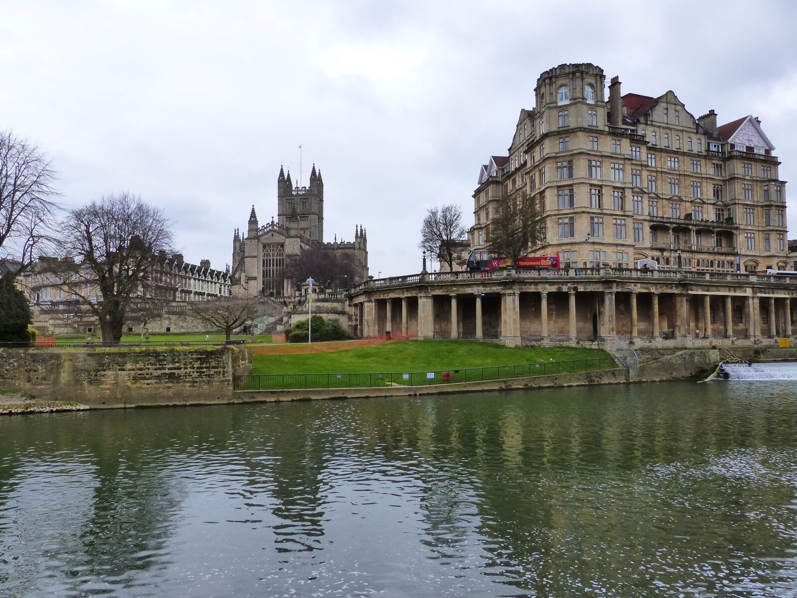 Panasonic Lumix DMC-FZ200 sample photo. Bath, abbey photography