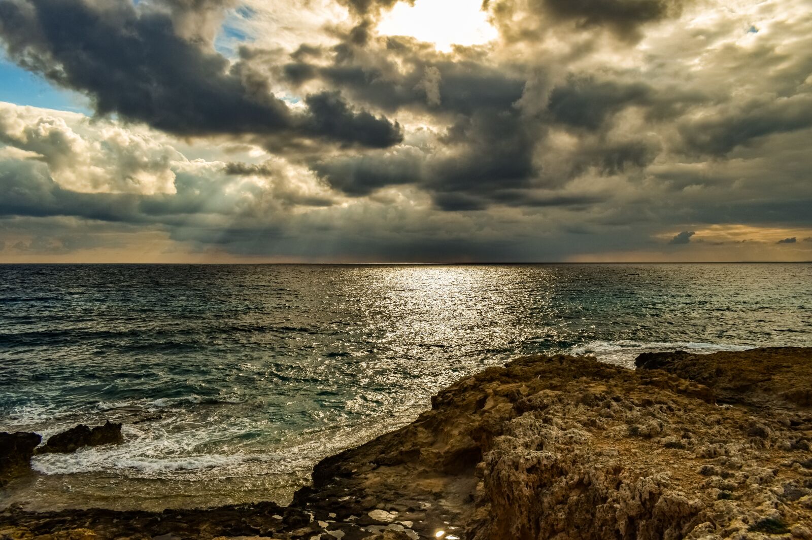 Nikon D3300 sample photo. Rocky coast, sea, waves photography