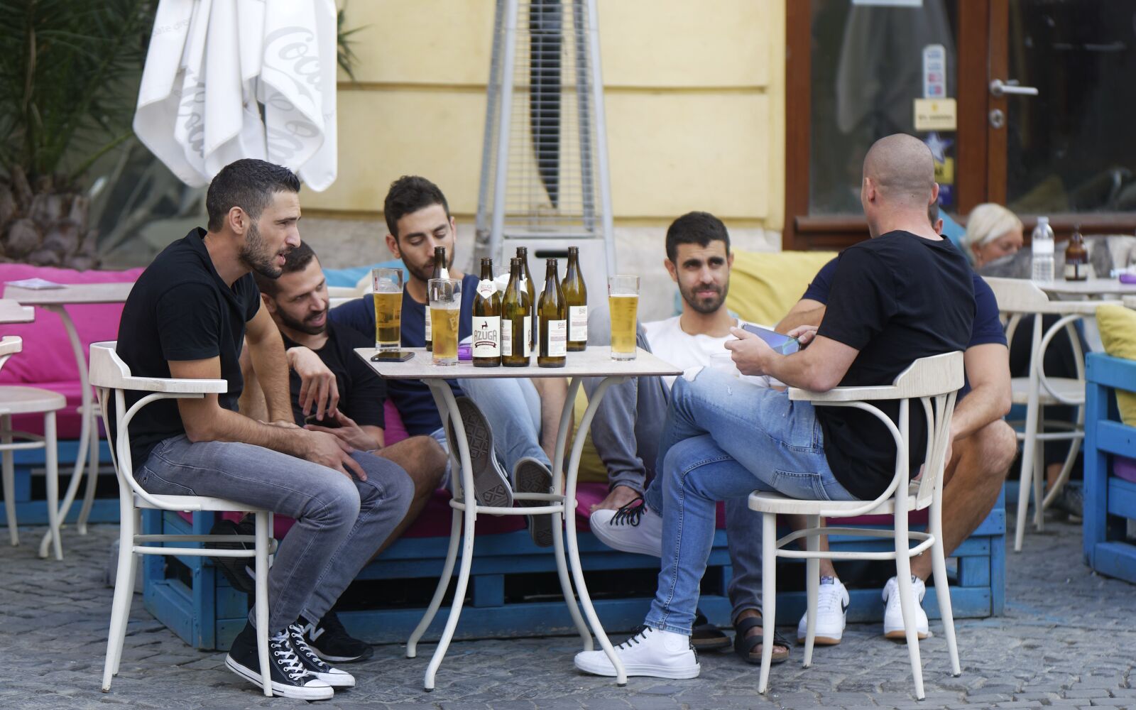 Nikon D5300 sample photo. Men, young people, tourists photography