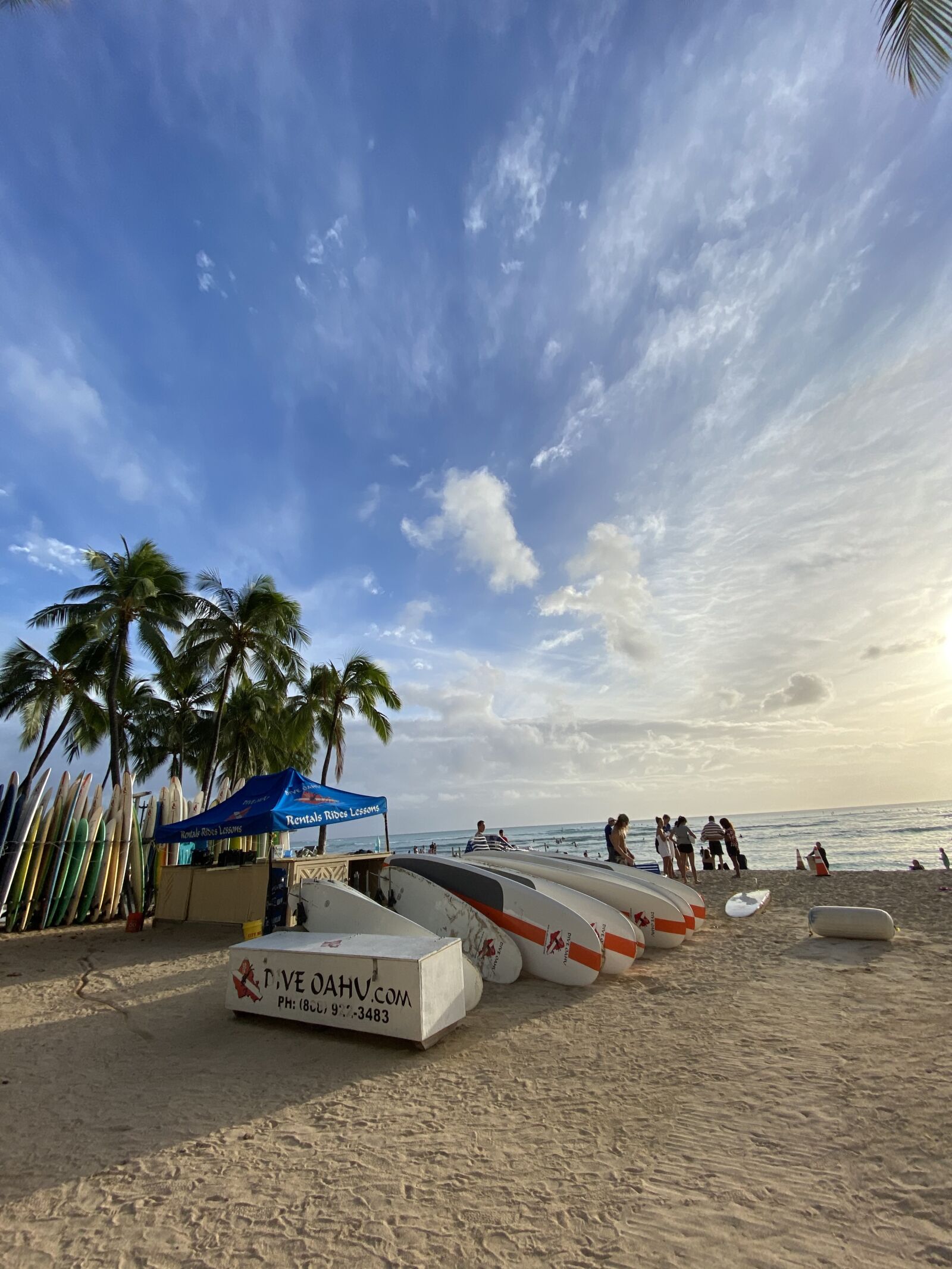 iPhone 11 Pro back triple camera 1.54mm f/2.4 sample photo. Hawaii, beach, ocean photography