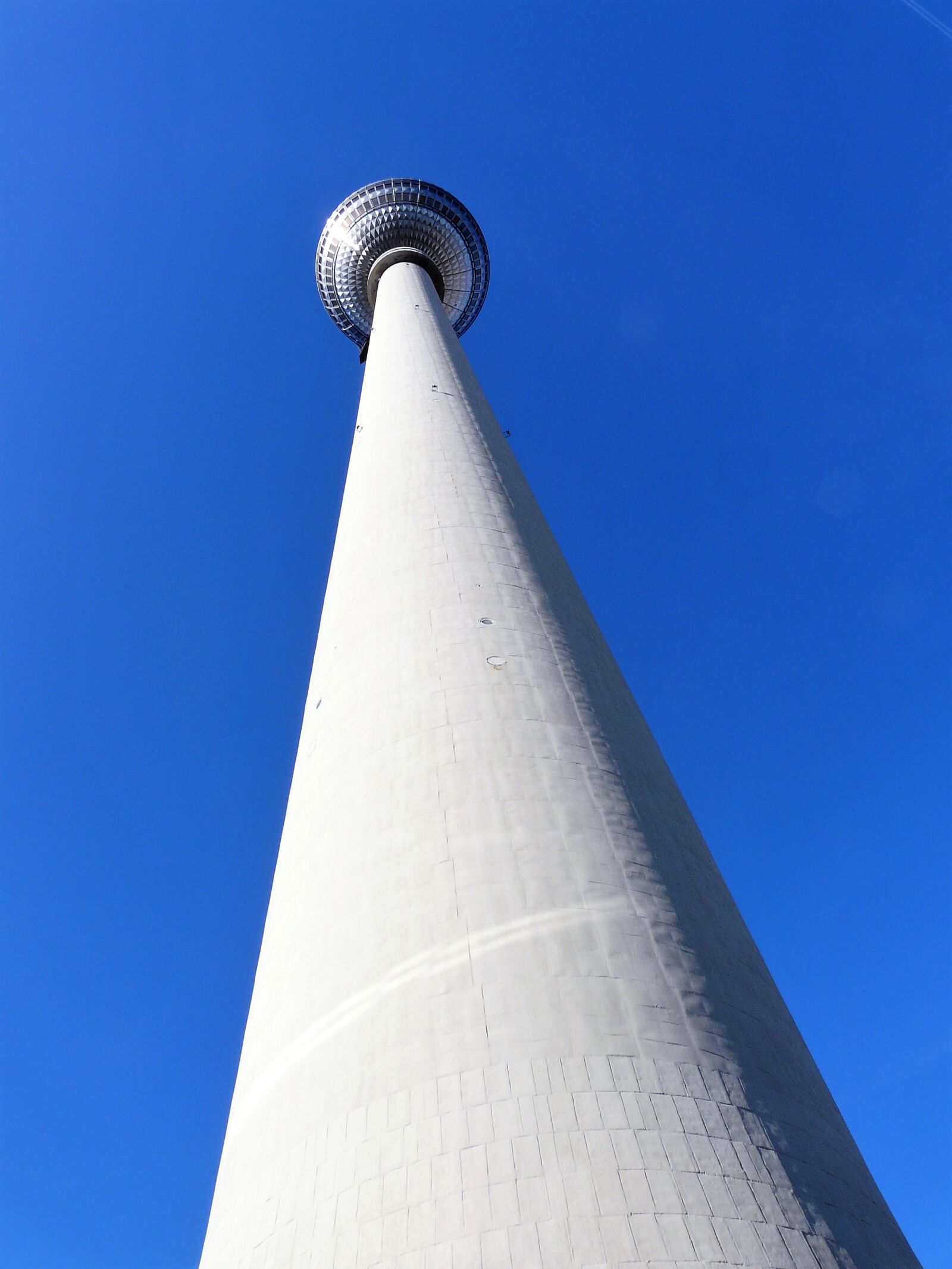Panasonic DMC-FZ18 sample photo. Architecture, perspective, tower photography