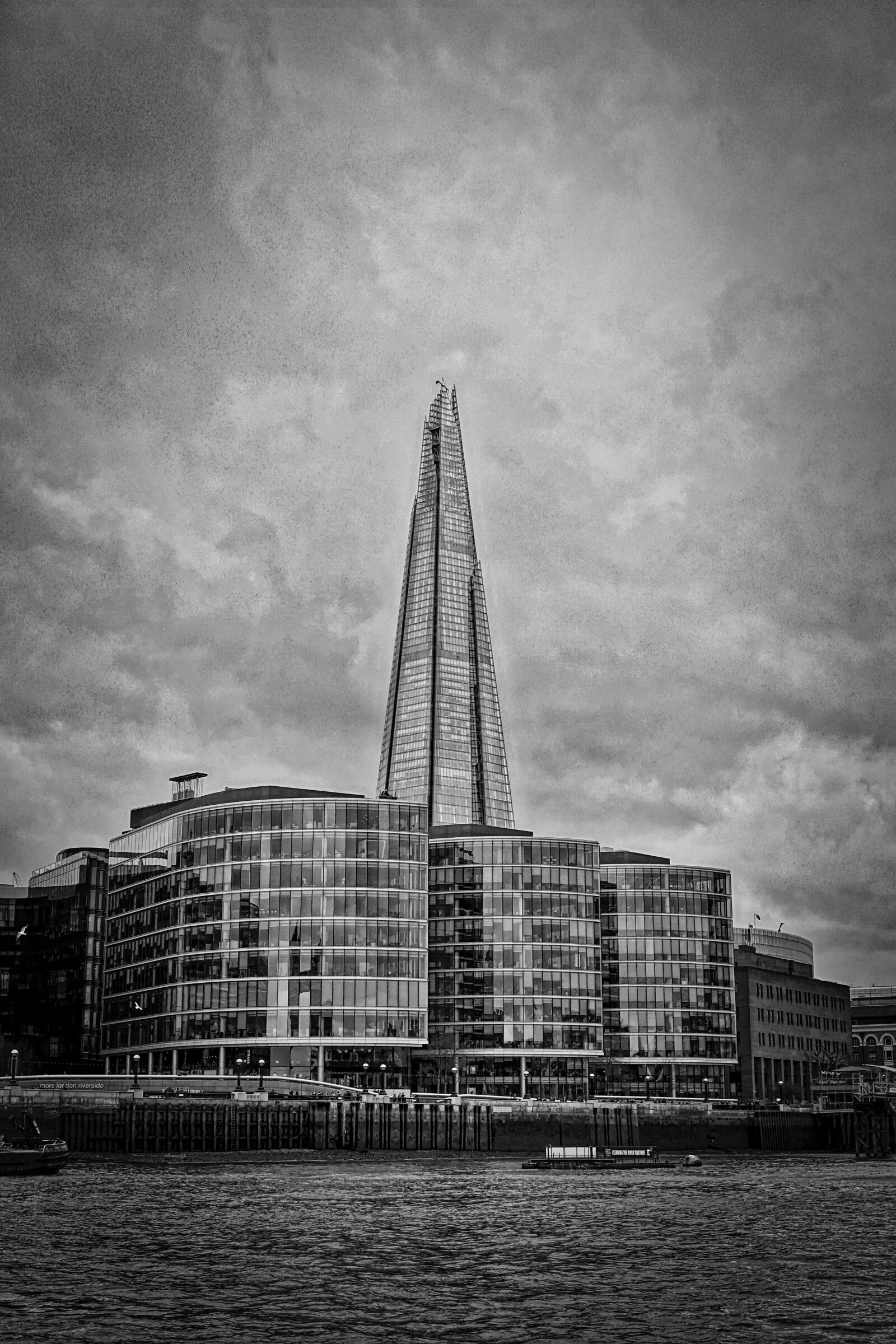 Sony Cyber-shot DSC-RX100 III sample photo. London, shard, architecture photography