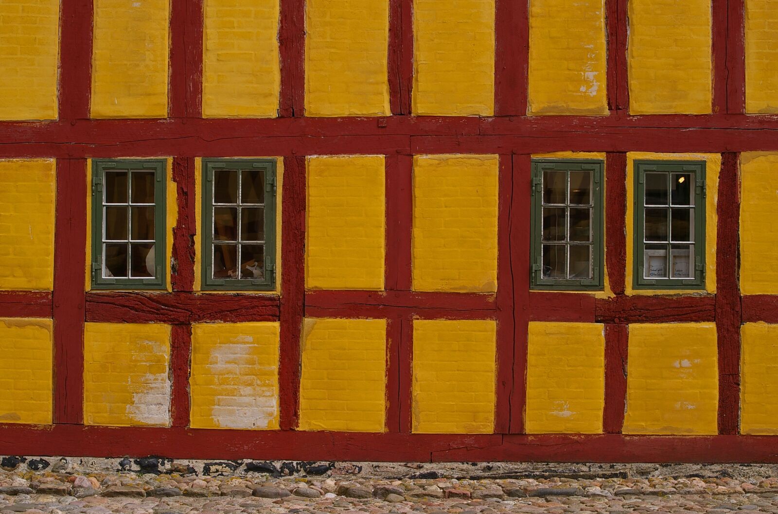 Pentax *ist DL2 sample photo. Truss, fachwerkhaus, house photography