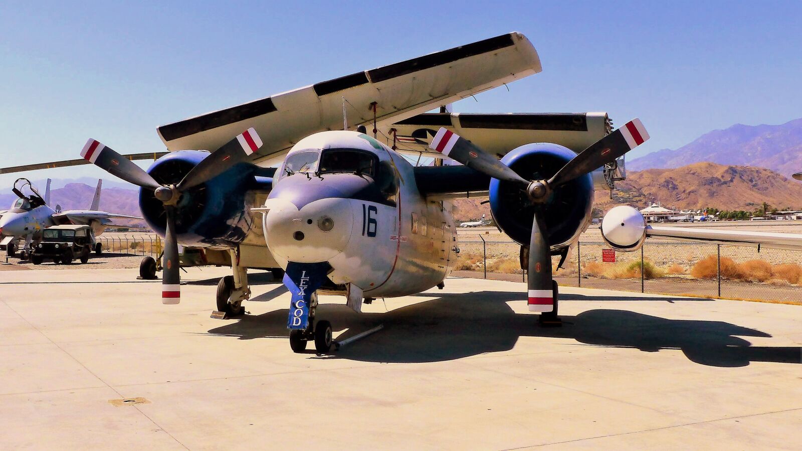 Panasonic Lumix DMC-FZ200 sample photo. Aircraft, aero naval, wings photography