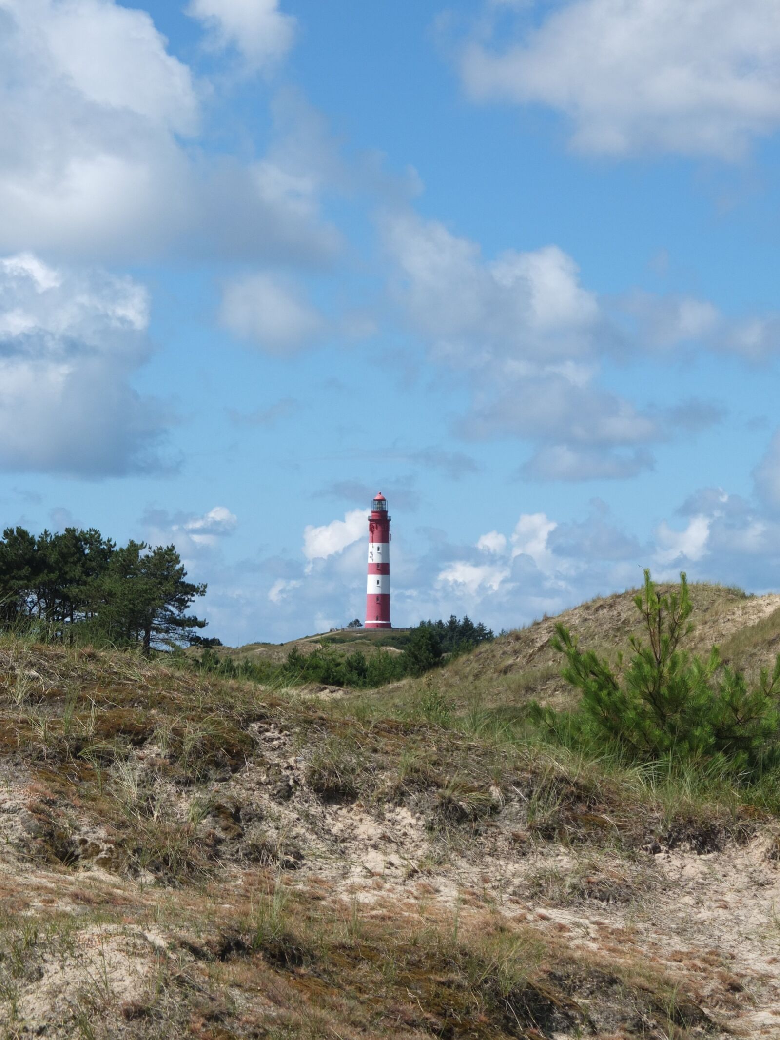 Fujifilm X10 sample photo. Amrum, lighthouse, dunes photography