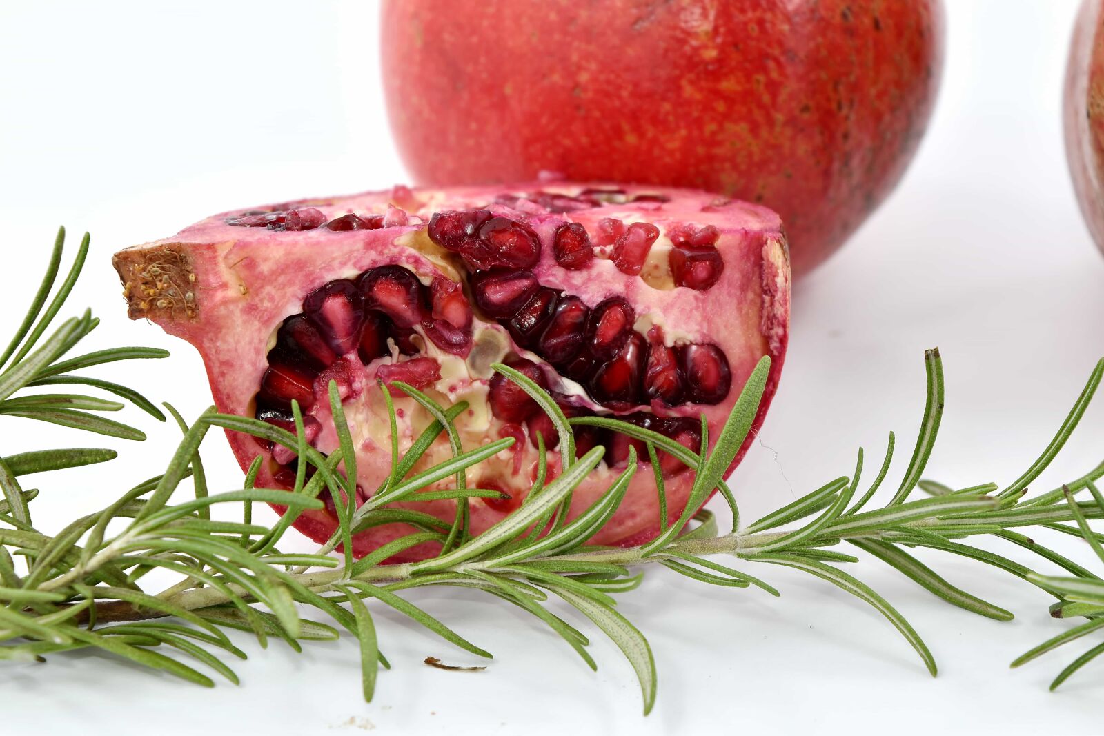 Nikon D5500 sample photo. Details, rosemary, food, pomegranate photography