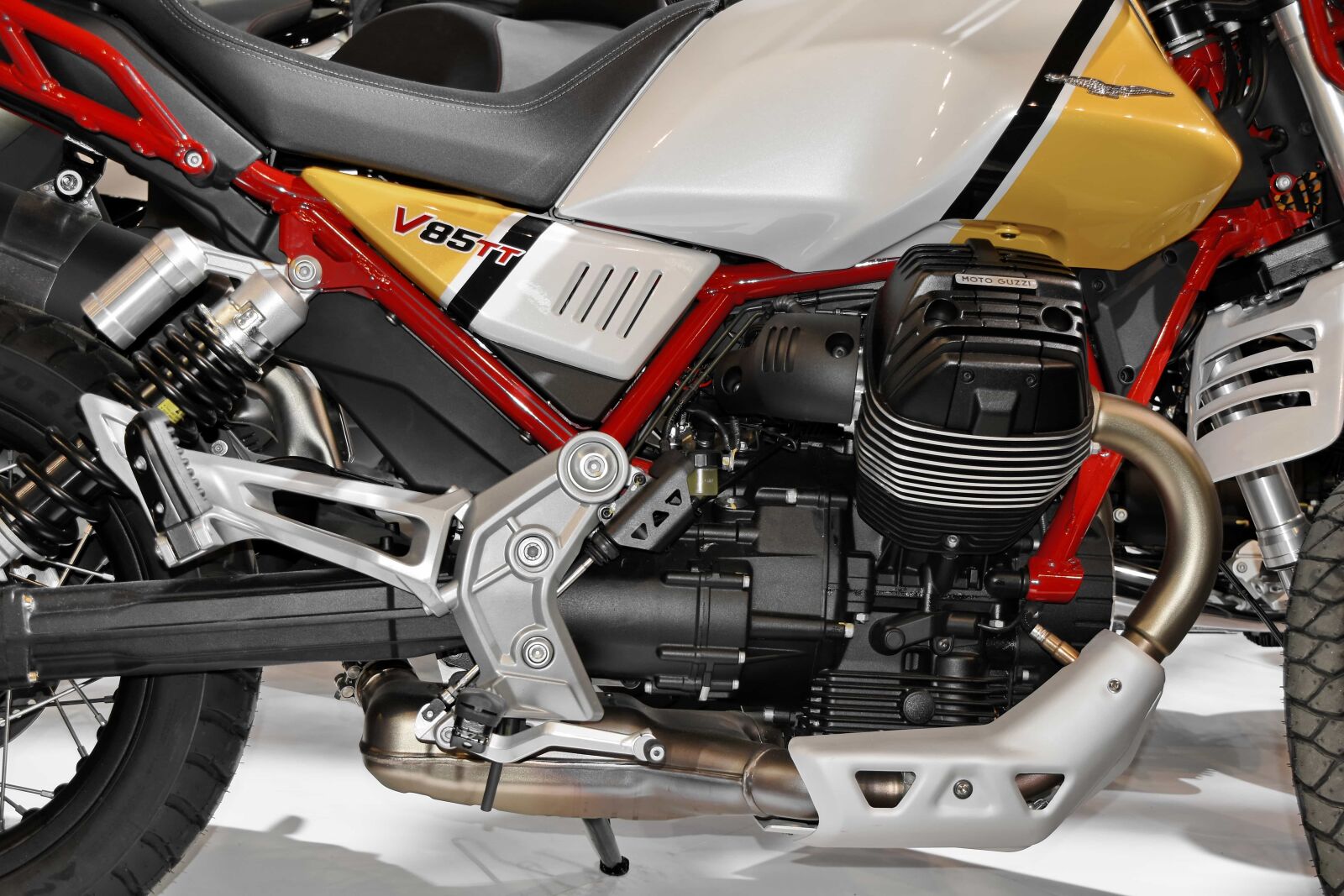 Nikon D5500 sample photo. Drive, engine, wheel, vehicle photography