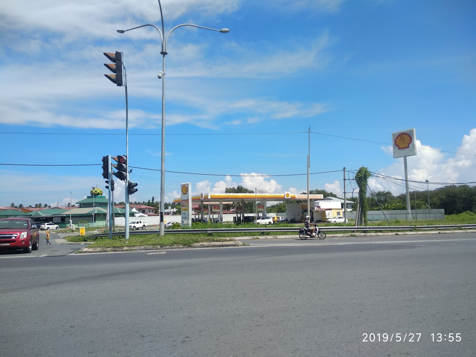 Xiaomi Mi A1 sample photo. Road, the sky, blue photography