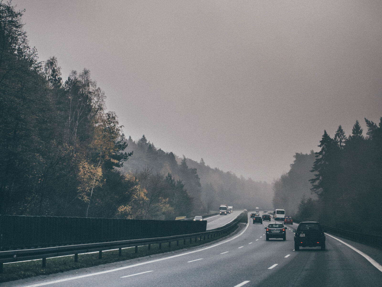 Olympus PEN E-PL5 sample photo. Cars, street, road, traffic photography